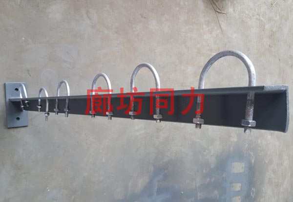 胀锚螺栓固定多完美体育官方入口架