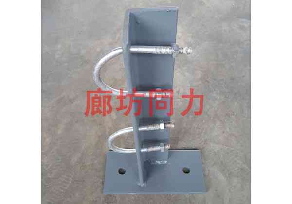 胀锚螺栓固定多完美体育官方入口架