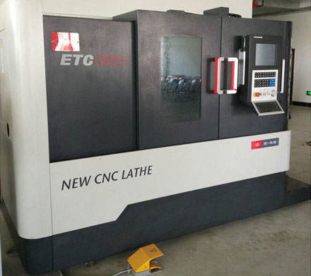 马扎克全自动数控车床